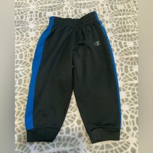 Champion ,3t boys, black/ blue